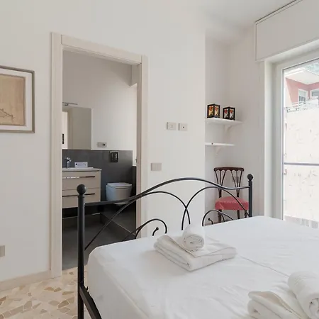 Guesthost - Bright Near Mm1 Turro * Μιλάνο