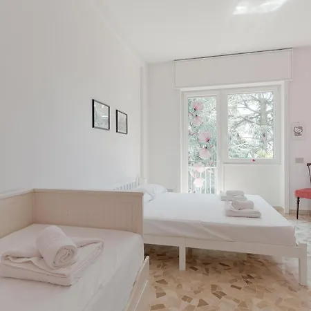 Guesthost - Bright Near Mm1 Turro Διαμέρισμα