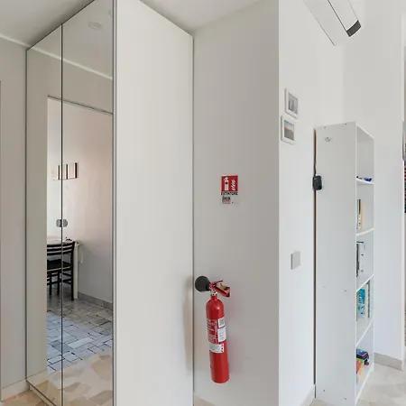 Guesthost - Bright Near Mm1 Turro * Μιλάνο